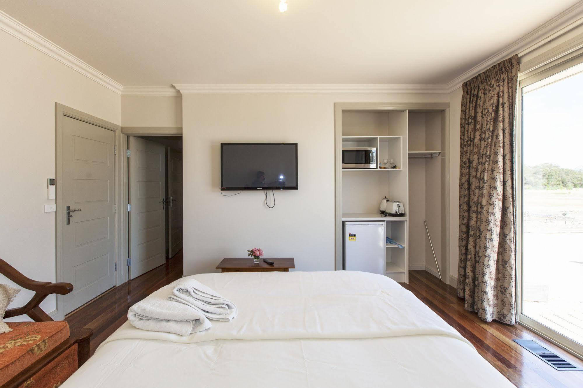 Aurora Cottages Bush Retreat Pomonal Luaran gambar